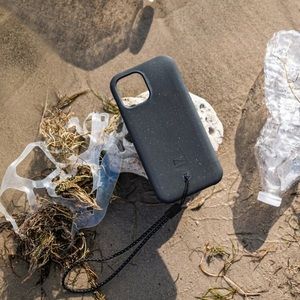 NWT Lander Torrey IPhone 12/ 12pro Case BLACK